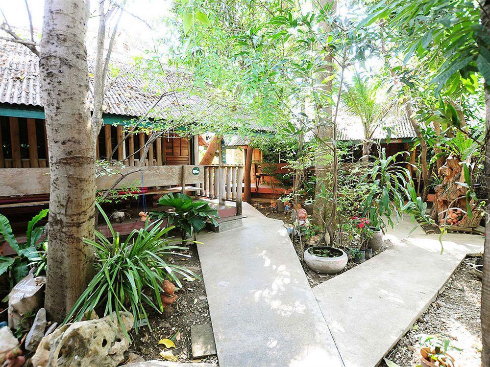Sukhothai Guest House Exterior foto