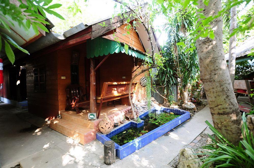 Sukhothai Guest House Exterior foto