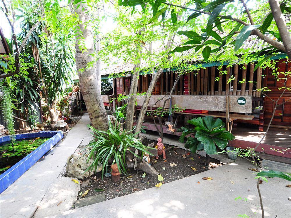 Sukhothai Guest House Exterior foto